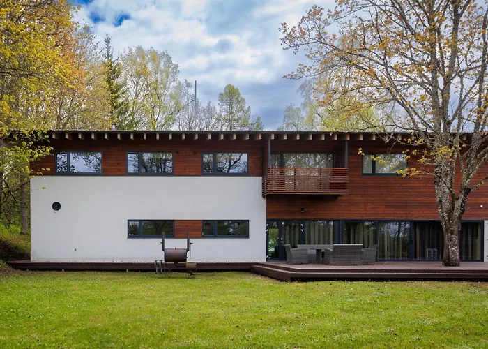 Kolga Puhkemaja Puehajaervel بيت للعطل